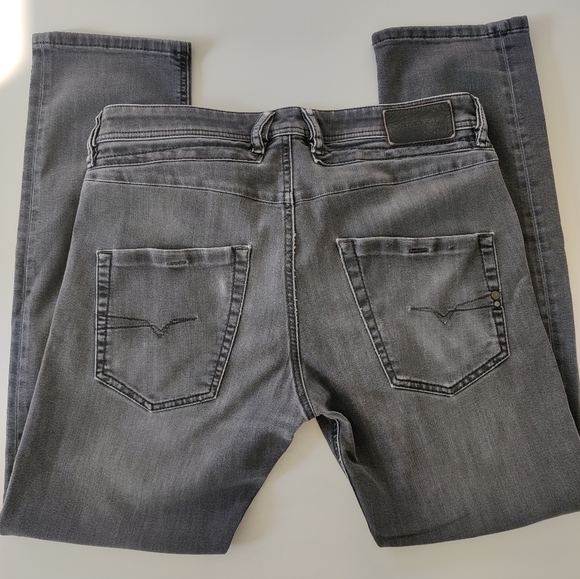 *Missing Button* Diesel Gray Jeans Belther Jeans - Picture 13 of 13